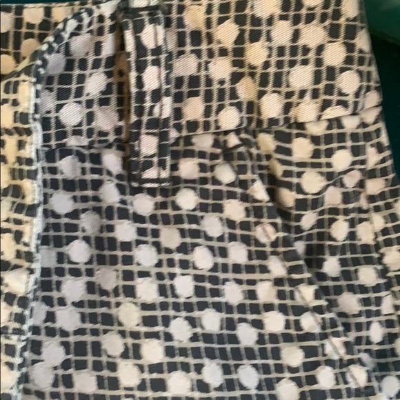 CASLON•SHORTS - Picture 3 of 6